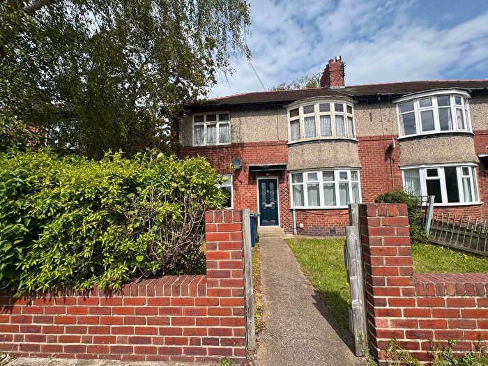 2 Bedroom Flat To Rent In Ferndene Grove, High Heaton, NE7