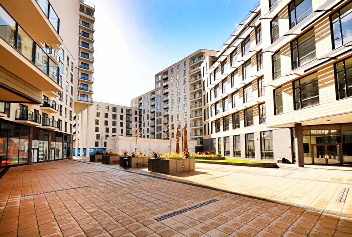 Studio To Rent In Guildford Road, , Woking, GU22