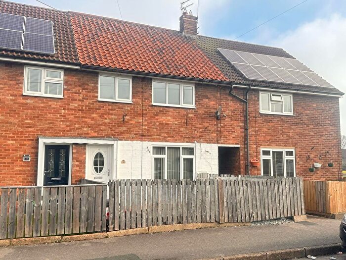 3 Bedroom Terraced House To Rent In Tweed Grove, Kingston Upon Hull, HU8