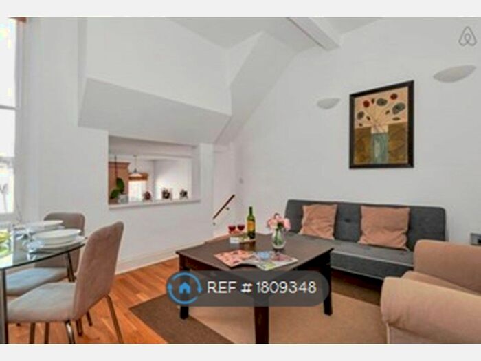 1 Bedroom Flat To Rent In Earls Court Road, London, SW5