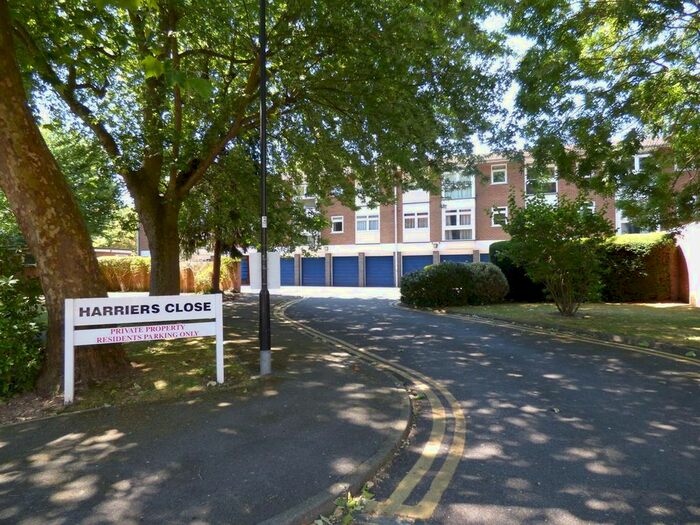 2 Bedroom Flat To Rent In Harriers Close, Florence Road, Ealing, W5