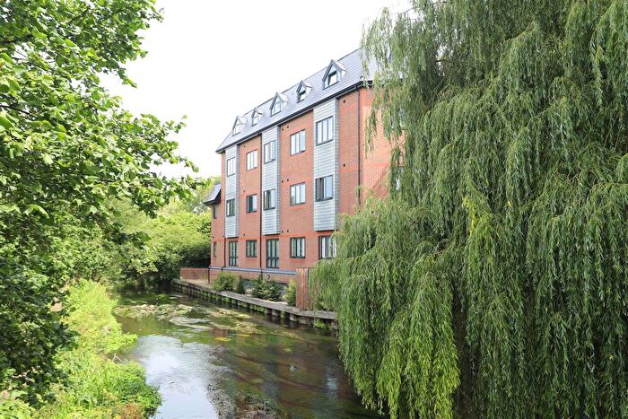 1 Bedroom Flat For Sale In Cowley Road, Uxbridge, UB8