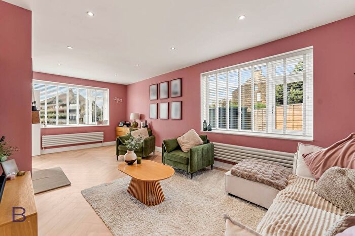 4 Bedroom Detached House For Sale In Reevy Road, Wibsey ., BD6