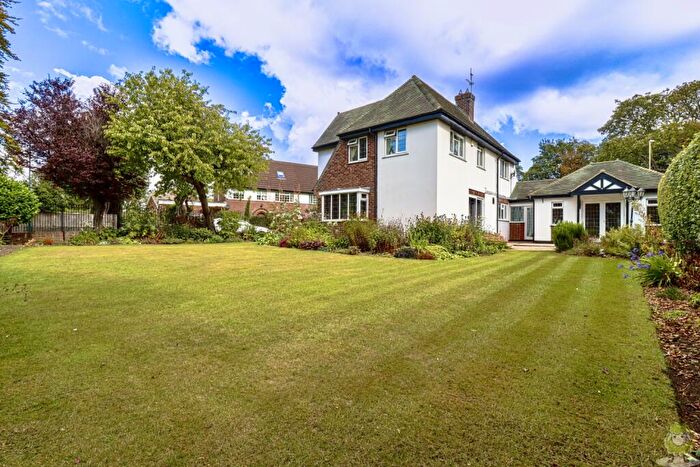4 Bedroom Detached House For Sale In Lawn Drive, West Boldon, East Boldon, NE36