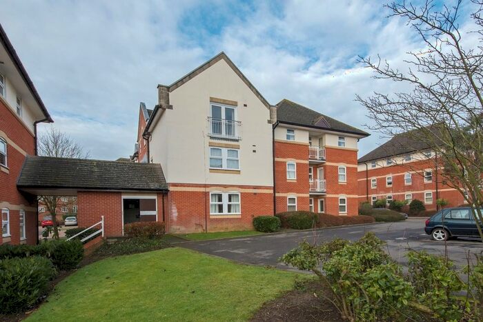 2 Bedroom Flat To Rent In Jackman Close, Abingdon, OX14