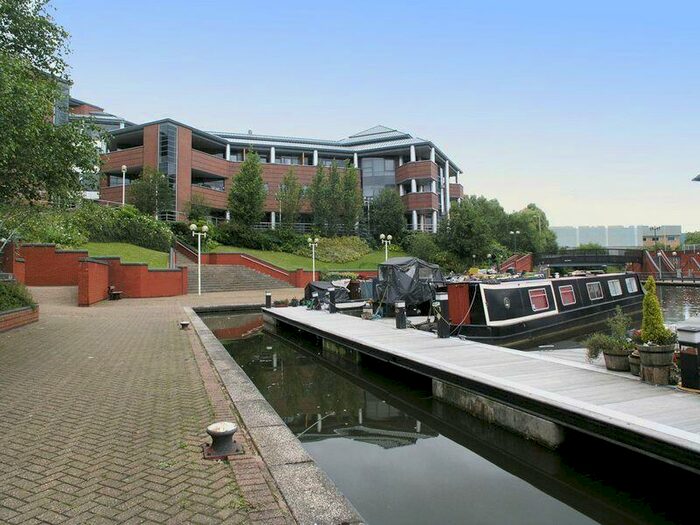 1 Bedroom Apartment To Rent In Waterfront West, Brierley Hill, DY5