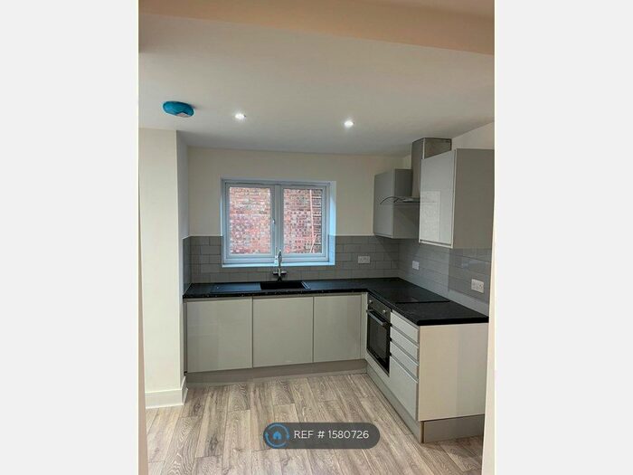 3 Bedroom Terraced House To Rent In Cumberland Avenue, Gravesend, DA12