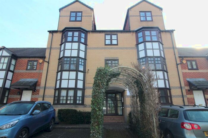 1 Bedroom Apartment To Rent In Mallard Row, Holybrook, Reading, RG1