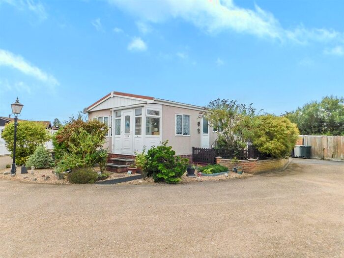 Houses for sale in Skegness, Lincolnshire