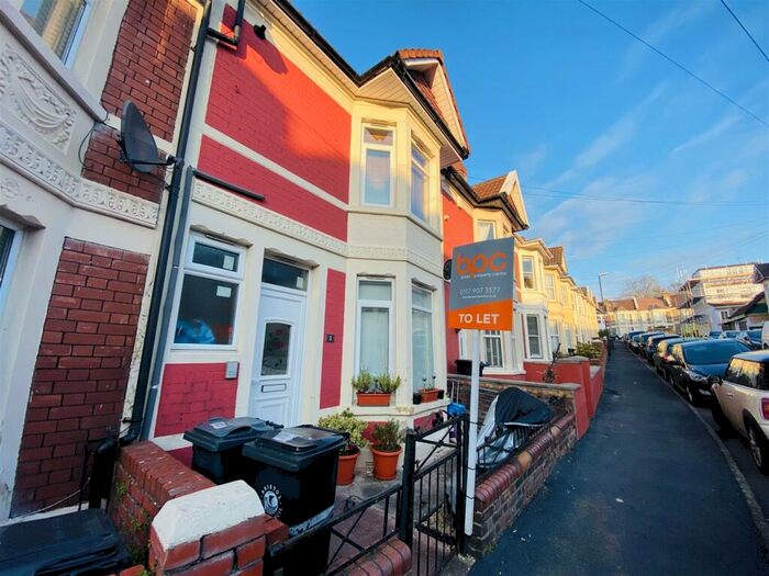 1 Bedroom Flat To Rent In B Sandwich Road, Brislington, BS4