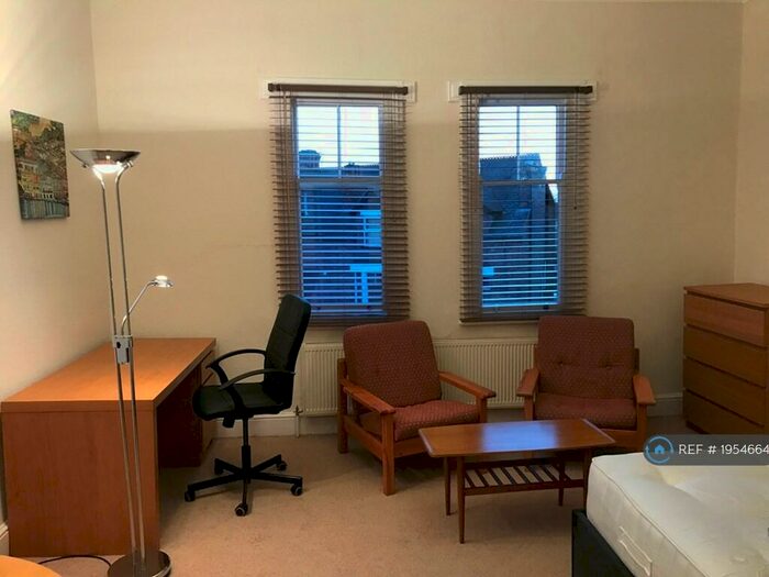 Studio To Rent In Queens Road, Leicester, LE2