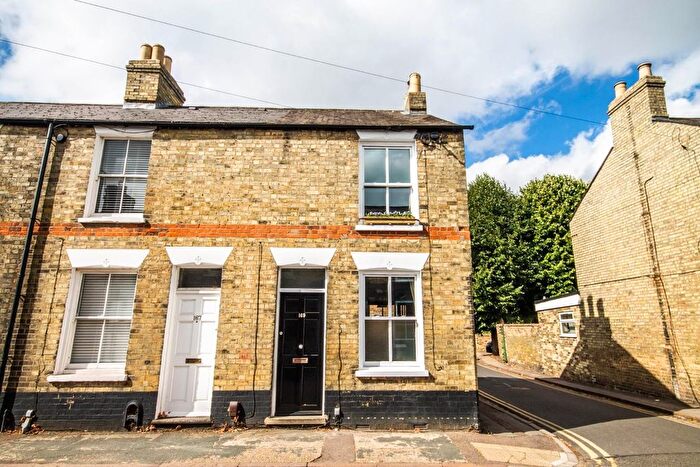 2 Bedroom Terraced House To Rent In Sturton Street, Cambridge, CB1