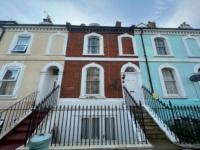 3 Bedroom Terraced House To Rent In Victoria Street, Harwich, CO12