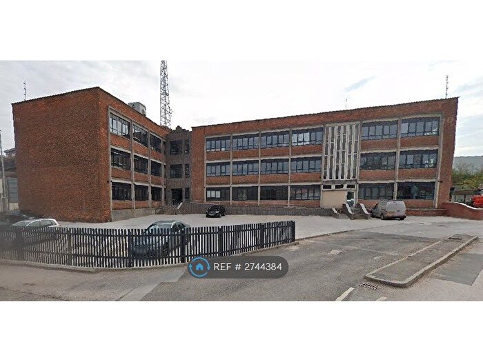 1 Bedroom Flat To Rent In Lime Tree Place, Mansfield, NG18