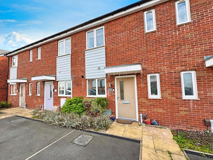 2 Bedroom Town House For Sale In Mullberry Way, Branston, Burton-on-Trent, DE14