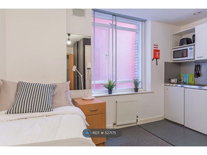 Studio To Rent In Herbal Hill, London, EC1R