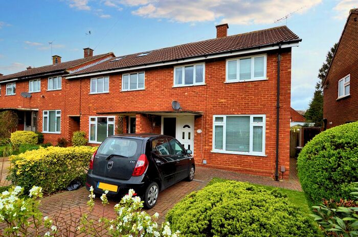 2 Bedroom End Of Terrace House To Rent In Thirlmere Drive, St Albans, AL1