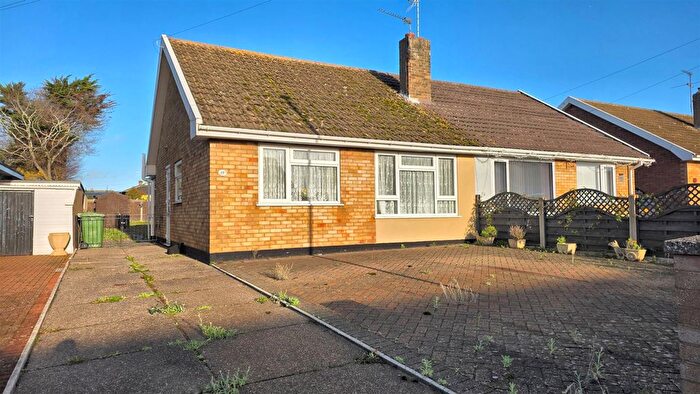2 Bedroom Semi Detached Bungalow For Sale In Maple Gardens, Bradwell, NR31