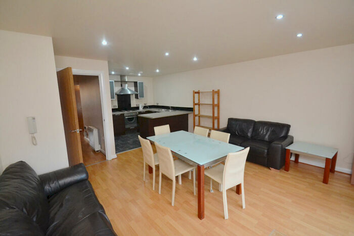 2 Bedroom Flat To Rent In St Lawrence Street, Hulme, Manchester, M15