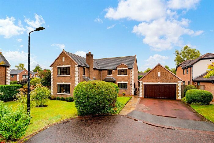5 Bedroom Detached House For Sale In Deacon Close, Bowdon, Altrincham, WA14
