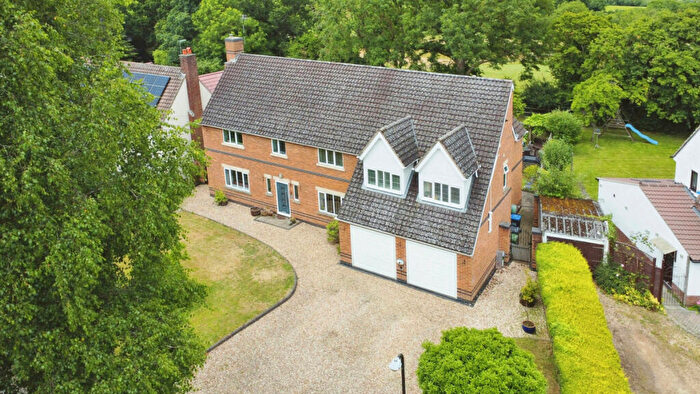 6 Bedroom Detached House For Sale In Warwick, Village Location, / Bedrooms & Quarter Acre, CV35