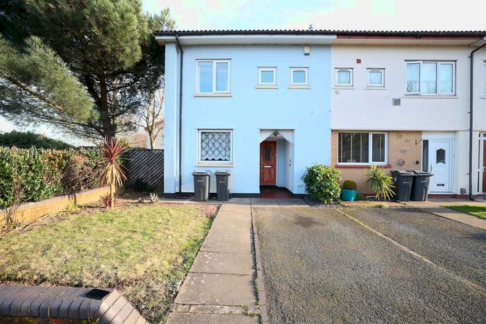 3 Bedroom End Of Terrace House To Rent In Lea Ford Road, Birmingham, B33
