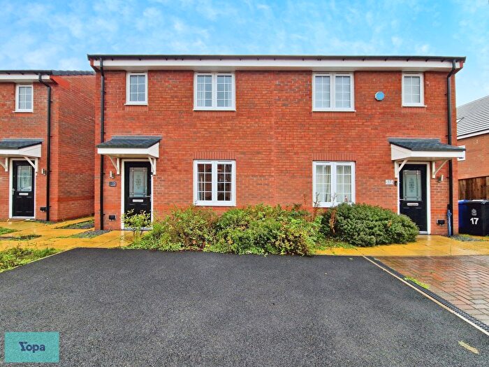 3 Bedroom Semi-detached House For Sale In Hawk Drive, Dunsville, Doncaster, DN7