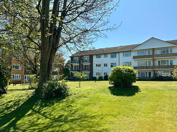 1 Bedroom Flat For Sale In Birkdale, Bexhill-On-Sea, TN39