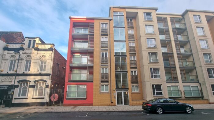 2 Bedroom Flat To Rent In Dock Street, Hull, East Riding Of Yorkshire, HU1