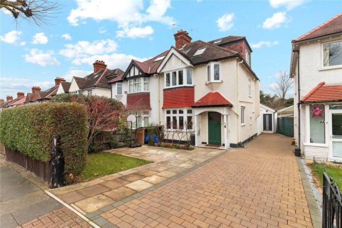4 Bedroom Semi-Detached House To Rent In Sutherland Grove, London, SW18