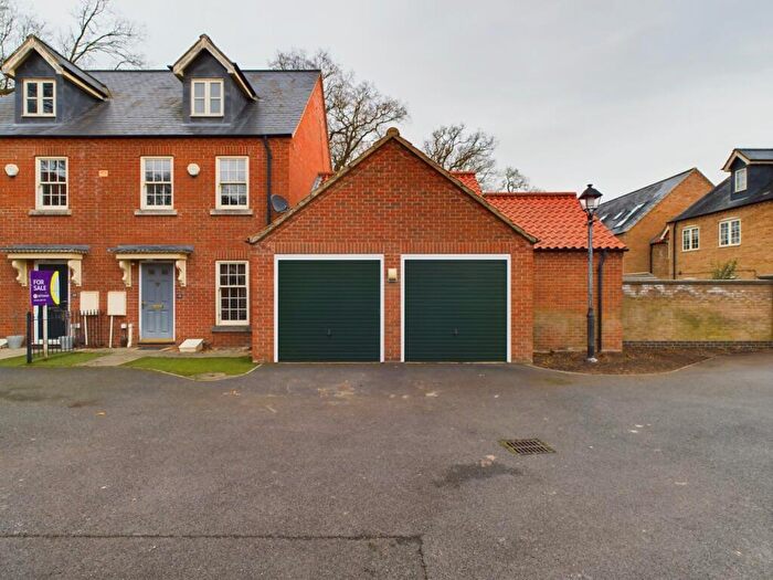 3 Bedroom Semi-Detached House For Sale In King Henry Chase, Bretton, Peterborough, PE3