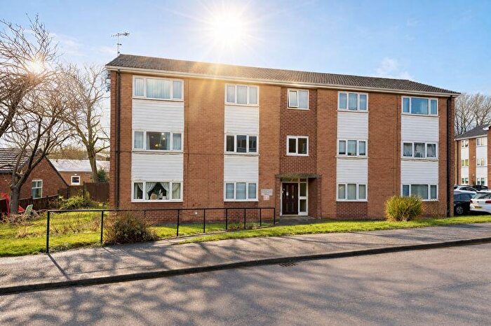 2 Bedroom Flat For Sale In Underhill, Romiley, SK6