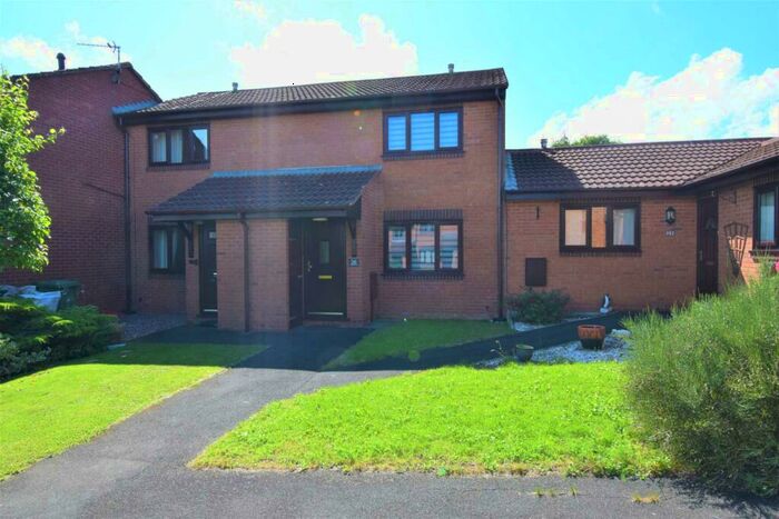 2 Bedroom Mews To Rent In Windmill View, Wesham, PR4