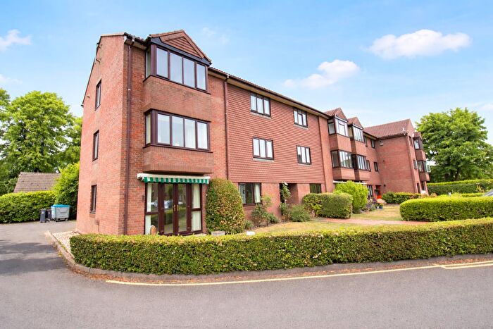 2 Bedroom Apartment For Sale In Broadwater, Berkhamsted, HP4
