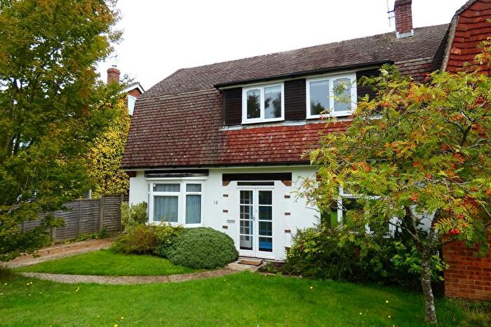 3 Bedroom Semi-Detached House To Rent In Wheatfield Drive, Cranbrook, TN17