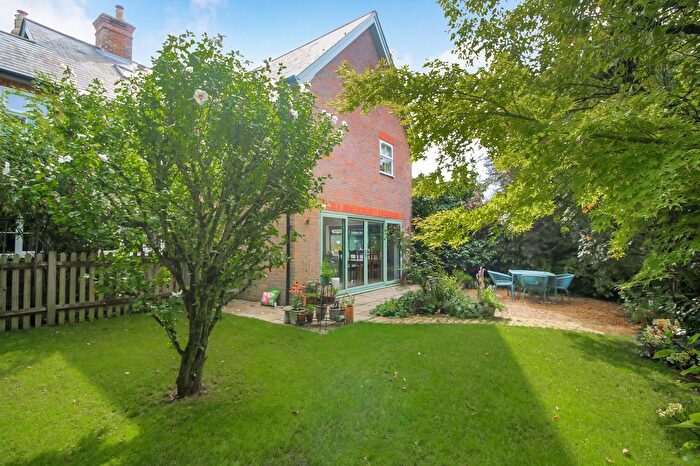 4 Bedroom Semi-detached House For Sale In Palehouse Common, Framfield, TN22