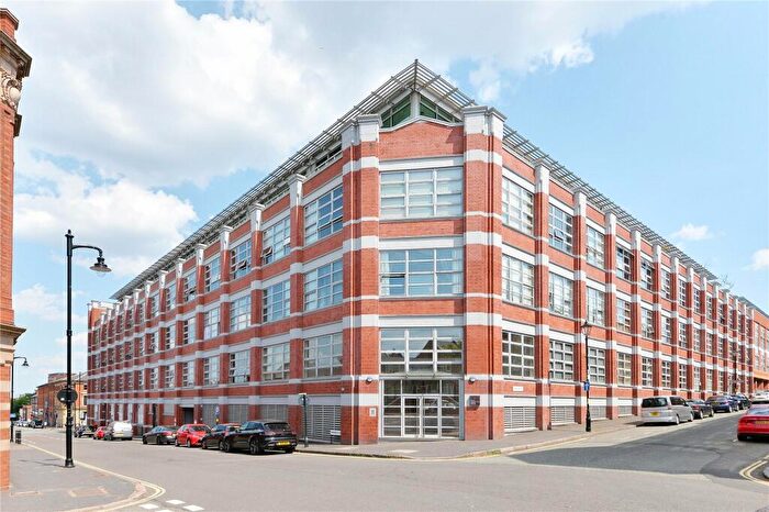 2 Bedroom Apartment For Sale In Branston Street, Birmingham, B18