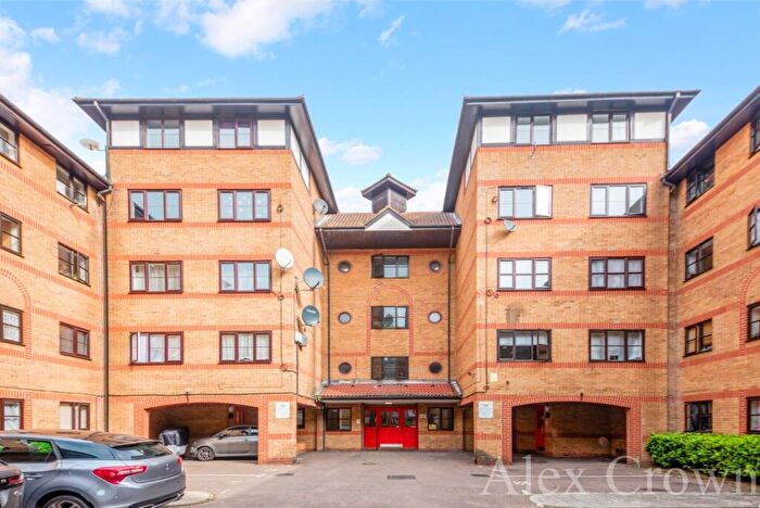 1 Bedroom Flat To Rent In Somerset Gardens, Creighton Road, Tottenham, N17