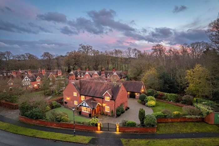 5 Bedroom Detached House For Sale In St. Marys Drive, Whitegate, CW8