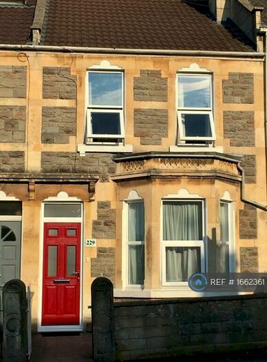 3 Bedroom Semi-Detached House To Rent In Coronation Avenue, Bath, BA2