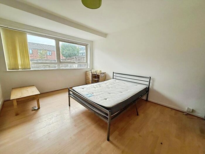 4 Bedroom Terraced House To Rent In Milnrow Close, Manchester, Greater Manchester, M13