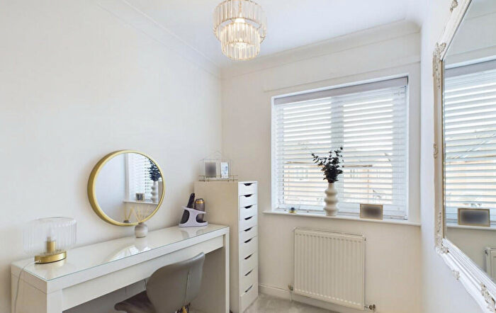 3 Bedroom End Of Terrace House For Sale In Naomi Close, Blacon, Chester, CH1