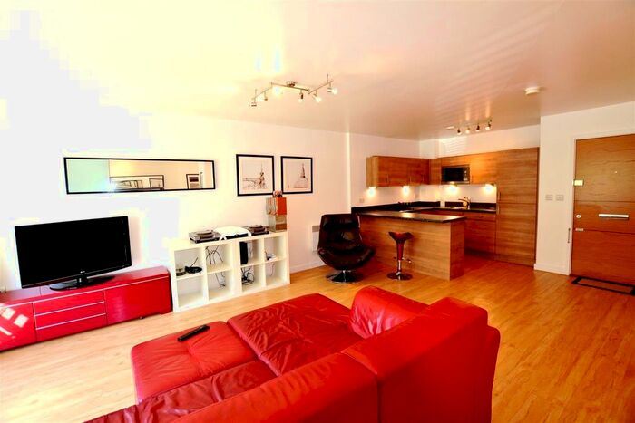 1 Bedroom Flat To Rent In Lexington House, West Drayton, UB7