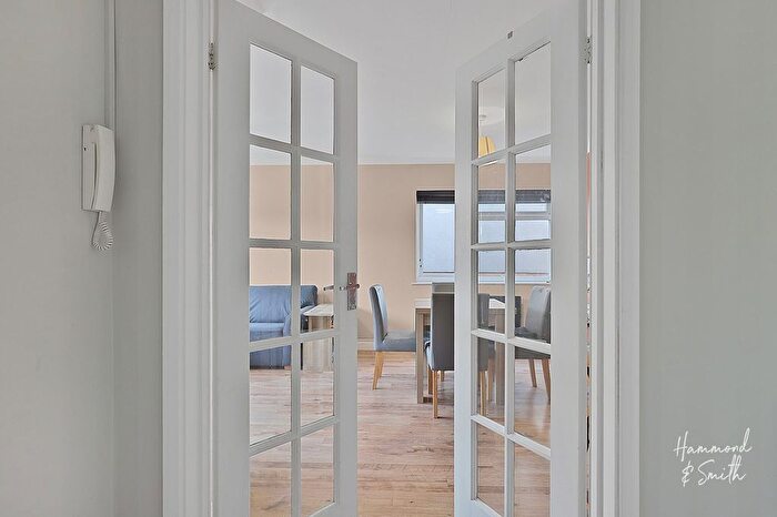 1 Bedroom Flat For Sale In Allnutts Road, Inchcape Allnutts Road, CM16