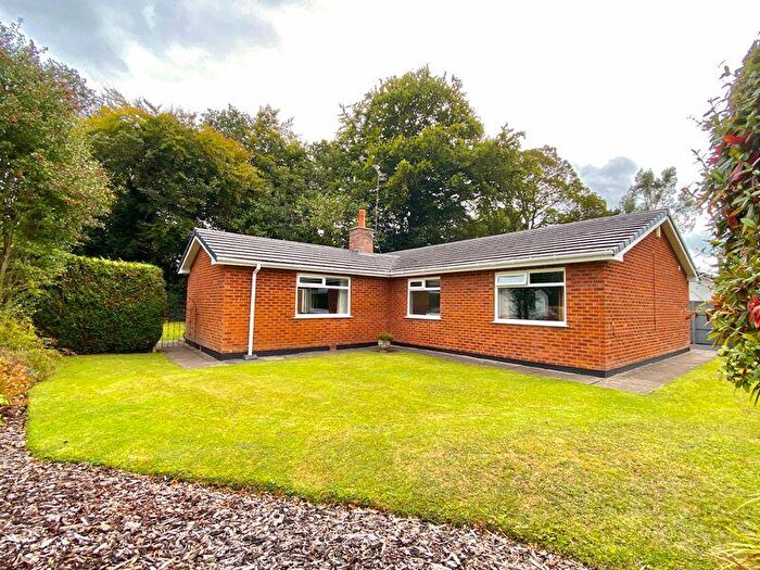 3 Bedroom Detached Bungalow For Sale In Park Lane, Hartford, CW8