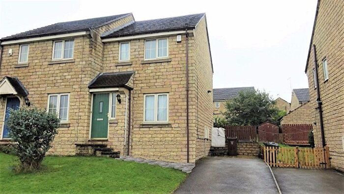 2 Bedroom Semi Detached House To Rent In Royd Moor Road, BD4