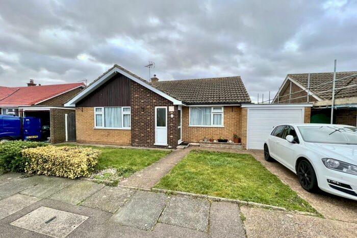2 Bedroom Bungalow To Rent In Hillcrest Gardens, Ramsgate CT11