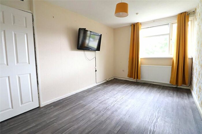 3 Bedroom End Of Terrace House For Sale In Admirals Way, Daventry, Northamptonshire, NN11
