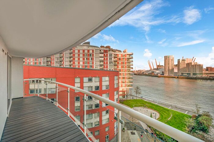 1 Bedroom Flat For Sale In Aurora Building, Blackwall Way, E14