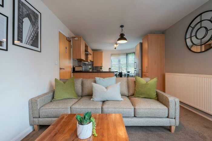 5 Bedroom Flat To Rent In Prince Of Wales Road, Exeter, EX4